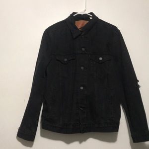 Levi’s trucker jacket
